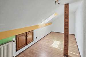 Wohnglück mit vielen Möglichkeiten – Reihenendhaus mit Gartenidylle und zwei Wohneinheiten – Die vollständige Adresse der Immobilie erhältst du vom Anbieter., 66265 Heusweiler – Vorschaubild 7