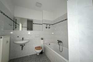 3-Raum-Wohnung auf dem Kaßberg mit Balkon und Stellplatz! – Ulmenstraße 40, 9112 Chemnitz – Vorschaubild 4