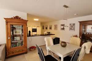 Wunderschöne 2 Zimmerwohnung mit großem Balkon, EBK und Tiefgaragenstellplatz – Augsburg – Vorschaubild 6