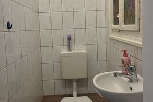 Eindrucksvolle Familienwohnung mit Wintergarten und Balkon in elbnaher Umgebung! – Die vollständige Adresse der Immobilie erhältst du vom Anbieter., 1279 Tolkewitz/Seidnitz-Nord, Dresden – Vorschaubild 12