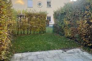 Gepflegtes Reihenmittelhaus in bester Lage -  Ingolstadt-West – Streiterstr. 47, 85049 Mitte, Ingolstadt – Vorschaubild 2