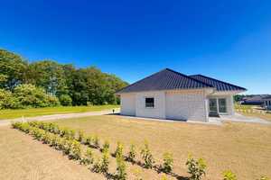 Provisionsfrei für Käufer: Exklusiver KFW 40-Walmdachbungalow am See - Traumhaft – Emsland (Kreis) – Vorschaubild 8