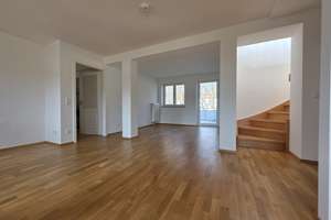 Wohnen über den Dächern Augsburgs – Maisonette mit großer Dachterrasse - keine Maklerprovision – Polkstraße 16, 86156 Kriegshaber, Augsburg – Vorschaubild 4