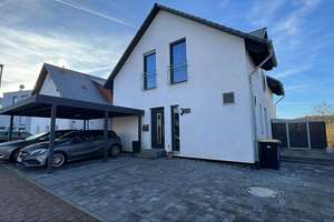 Modernes, freistehendes Einfamilienhaus in Laubach/Wetterfeld – An der Beune 24, 35321 Laubach – Vorschaubild 2