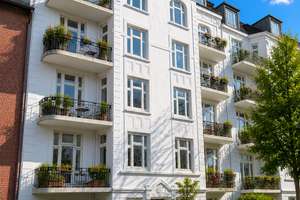 Altbau-Liebe in Hoheluft-Ost: Stilvolle 4-Zimmer-Jugendstilwohnung mit zwei Balkonen – Die vollständige Adresse der Immobilie erhältst du vom Anbieter., 20251 Hoheluft-Ost, Hamburg – Vorschaubild 14