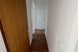 Viel Platz für den Alltag: 4-Zimmer-Wohnung in Duisburg-Hochemmerich – Am Strücksken 18, 47228 Hochemmerich, Duisburg – Vorschaubild 6