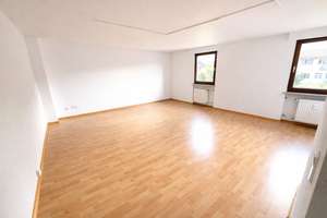 3-Zimmer-Wohnung in Saarbrücken-St. Johann mit Whirlpoolbad nahe Bahnhof & Cityzentrum – Die vollständige Adresse der Immobilie erhältst du vom Anbieter., 66111 St. Johann, Saarbrücken – Vorschaubild 12