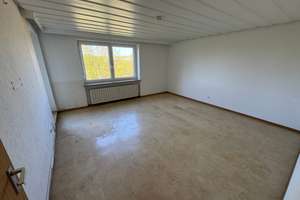 94m² - Großzügige 4-Zimmer-Wohnung mit Balkon, zwei Stellplätzen und attraktiver WG-Eignung – Hessenstraße 20, 97078 Lindleinsmühle, Würzburg – Vorschaubild 13