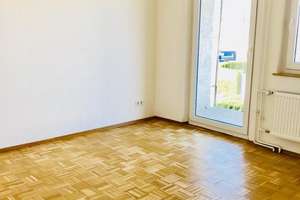 kleines Reihenhaus für Singles oder Paar in Nürnberg Laufamholz – Pommelsbrunner Straße 4, 90482 Laufamholz, Nürnberg – Vorschaubild 3