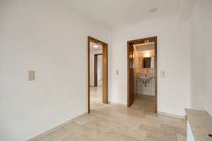 DHH in Fischenich, mit schönem Garten + großer Terrasse ideal für Familien, Garage, Linie 18 ca.700m – Die vollständige Adresse der Immobilie erhältst du vom Anbieter., 50354 Hürth – Vorschaubild 6