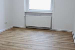 Stilvolle 3-Zimmer-Altbauwohnung mit Balkon im begehrten Rheingauviertel / Westend – Goebenstraße 4, 65195 Westend / Bleichstraße, Wiesbaden – Vorschaubild 13