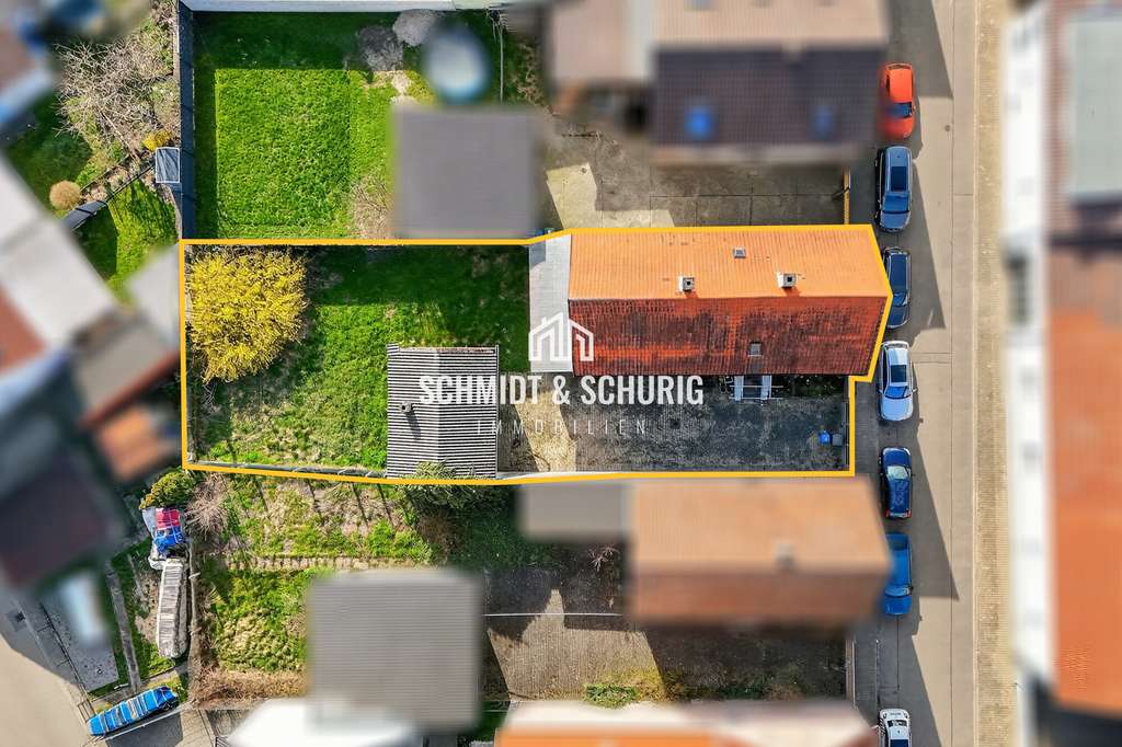 Immobilie in Kronau - Charmantes Einfamilienhaus mit soliden Gestaltungsmöglichkeiten. - Bild 1