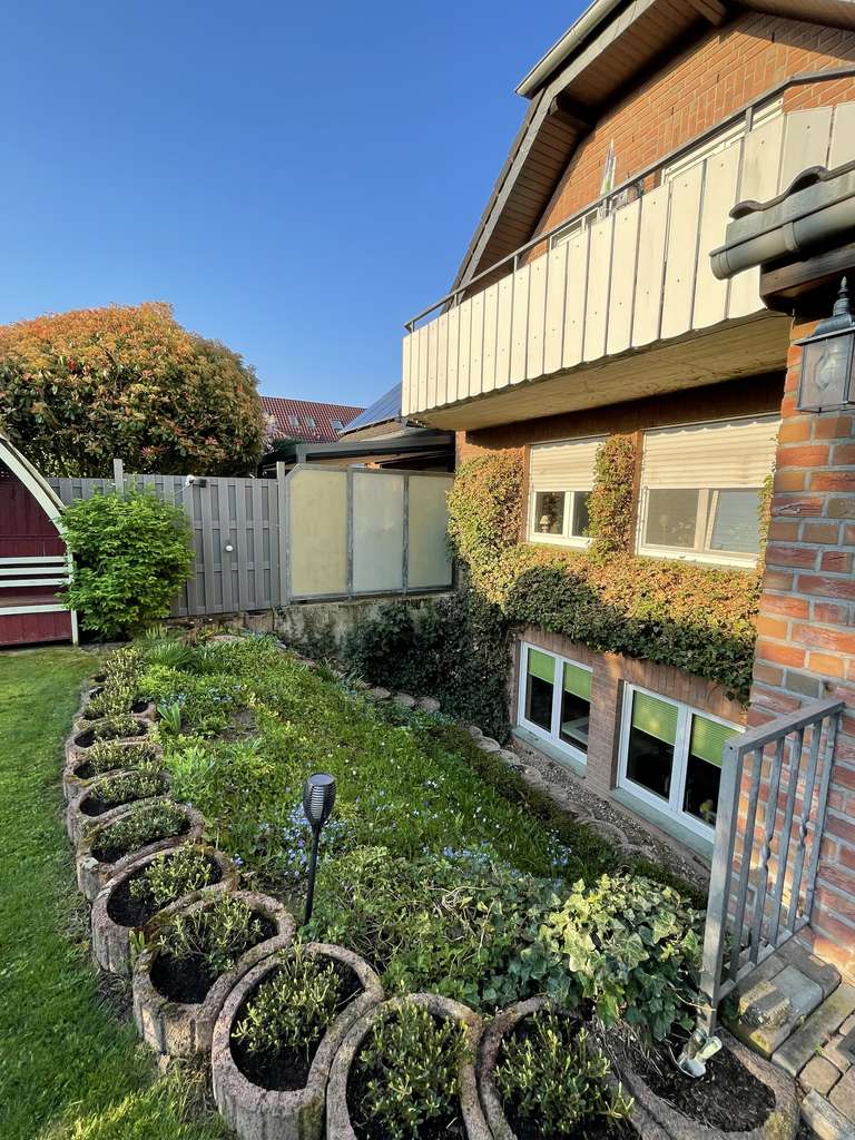 Immobilie in Alpen - Energiewende schon passiert. Gepflegte Zweifamilienhaus-DHH in ruhiger und zentraler Lage von Alpen - Bild 2