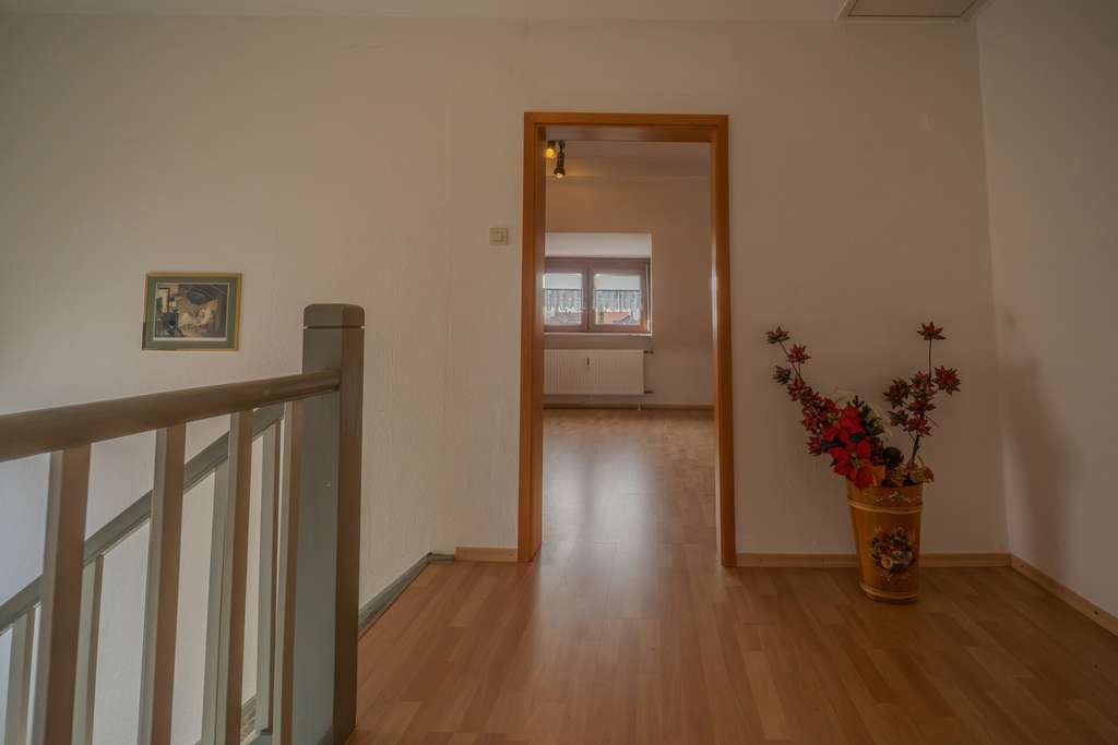 Immobilie in Ilvesheim - Ihr neues Zuhause für die ganze Familie – Doppelhaushälfte mit Mehrgenerationenpotenzial in Ilveshei - Bild 2