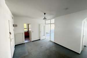 Schwachhausen: Schöne, gut aufgeteilte 3-4 Zi. - DG- Wohnung mit Lift, gr. Balkon u. TG-Stellplatz – Die vollständige Adresse der Immobilie erhältst du vom Anbieter., 28211 Gete, Bremen – Vorschaubild 2