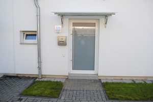Stilvolle Gartenwohnung mit privatem Eingang + PKW-Stellplatz (Haus in Haus-Charakter) – Bruchhöfe 27a, 47829 Krefeld – Vorschaubild 3