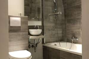 Modernisiertes, möbliertes Apartment mit Panoramablick über Karlsruhe - Weststadt – Liebigstrasse 12, 76135 Weststadt, Karlsruhe – Vorschaubild 6