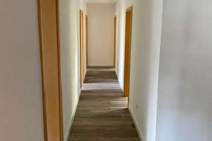 HELLE 4 ZIMMER WOHNUNG!!! zentrale Lage und viel Platz! – Peter-Bauer-Straße 16, 50823 Neuehrenfeld, Köln – Vorschaubild 5