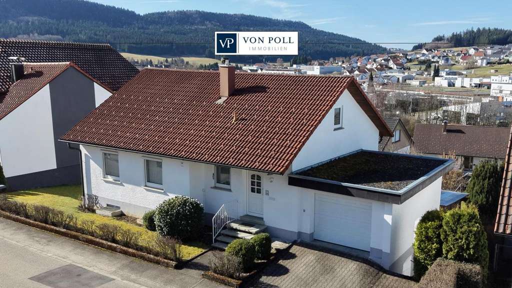 Immobilie in Wehingen - Wohnen mit Weitblick: Einfamilienhaus mit Garten und Terrasse in 78564 Wehingen - Bild 0