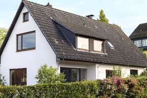 Attraktive 126 m2 Maisonette-Wohnung mit Potenzial in ruhiger Lage von Hamburg-Harburg