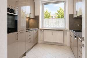Helle, freundliche & gut vermietete 2-Zimmer Wohnung mit Südbalkon – 80868 Friedenheim, München – Vorschaubild 4