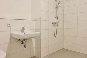 2 Monate mietfrei * Einbauküche, Balkon, Fußbodenheizung, Keller, Lift, Tiefgarage – Kattenbrookstrift 53, 30539 Bemerode, Hannover – Vorschaubild 6