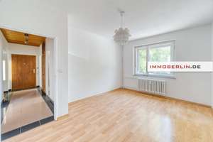 IMMOBERLIN.DE - Lichtdurchflutete Wohnung mit Südwestbalkon & Pkw-Stellplatz – Die vollständige Adresse der Immobilie erhältst du vom Anbieter., 12279 Marienfelde, Berlin – Vorschaubild 3