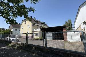 Einfamilienhaus in zentraler Lage von Siegen – Die vollständige Adresse der Immobilie erhältst du vom Anbieter., 57072 Siegen, Siegen – Vorschaubild 2