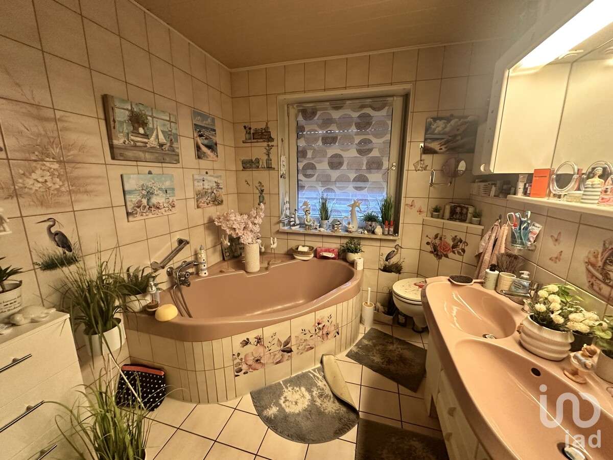 Immobilie in Bad Laasphe - Charmante 3-Zimmer-EG-Wohnung mit Traumblick ins Grüne – ideal für Eigennutzer & Kapitalanleger - Bild 0