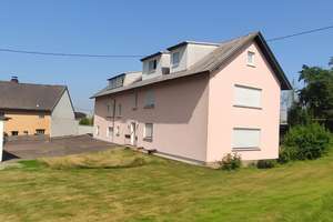 Helle 2-Zimmer Dachgeschosswohnung in Urbach