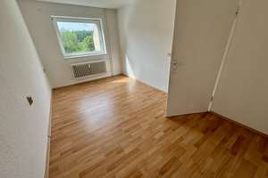 Gemütliche 2-Zimmer-Erdgeschosswohnung mit Balkon und Gestaltungsspielraum – Eichenweg 17, 38229 Gebhardshagen, Salzgitter – Vorschaubild 3