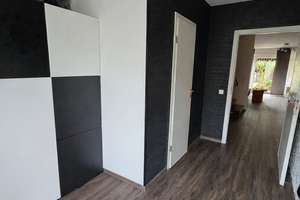 Hier bekommt jeder sein Zimmer – und Mama ihren Whirlpool! 6 Zimmer, Garten & große Pläne! – Die vollständige Adresse der Immobilie erhältst du vom Anbieter., 53117 Auerberg, Bonn – Vorschaubild 4