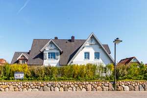 Neubau: Exklusive Haushälfte mit luxuriöser Ausstattung am Königshafen in List (Ferienwohnen) – Die vollständige Adresse der Immobilie erhältst du vom Anbieter., 25992 List (Sylt) – Vorschaubild 8