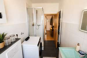 Moderne sanierte 2,5 Zimmer Wohnung 2.OG in GE-Hessler opt. m. EBK – Höchste Straße 19, 45883 Heßler, Gelsenkirchen – Vorschaubild 4