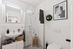 Großzügige 4-Zimmer-Wohnung mit Balkon und Aufzug – Die vollständige Adresse der Immobilie erhältst du vom Anbieter., 30519 Wülfel, Hannover – Vorschaubild 6