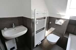 Renovierte 2-Zimmer Dachgeschosswohnung in Bochum Linden!! – Hattingerstr 893, 44897 Linden, Bochum – Vorschaubild 8