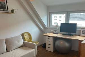 *** Moderne KFW 55 - 3-Zimmer-Dachgeschosswohnung mit Balkon  FREI Sofortbezug möglich *** – Die vollständige Adresse der Immobilie erhältst du vom Anbieter., 86165 Lechhausen-Ost, Augsburg – Vorschaubild 8