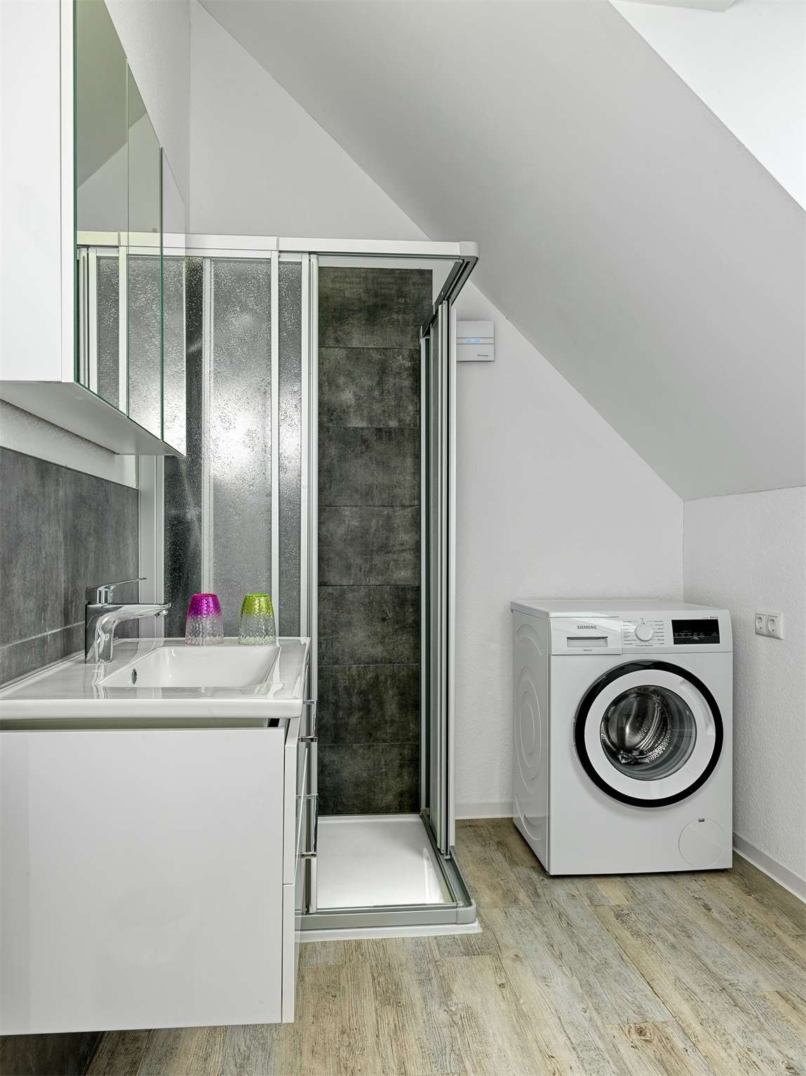 Immobilie in Insel Poel - Modernes Ferienhaus mit attraktiven Mieteinnahmen in einmaliger Lage zu verkaufen - Bild 1