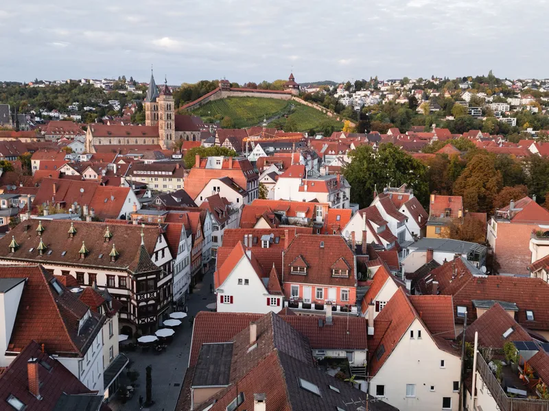 2Rm Maisonette + 2Gewerbe – Esslingen Altstadt – historic ensemble