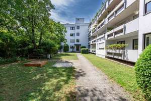 3-Zimmer ETW mit großem Balkon ins Grüne am Romanplatz, zwischen Schlosspark und Hirschgarten – Die vollständige Adresse der Immobilie erhältst du vom Anbieter., 80639 Nymphenburg, München – Vorschaubild 16