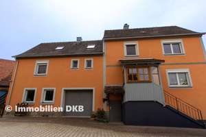 Viel Raum für Familienglück – stilvoll wohnen mit Garten, Ausbaureserve und vielen Modernisierungen – Die vollständige Adresse der Immobilie erhältst du vom Anbieter., 91631 Wettringen – Vorschaubild 2