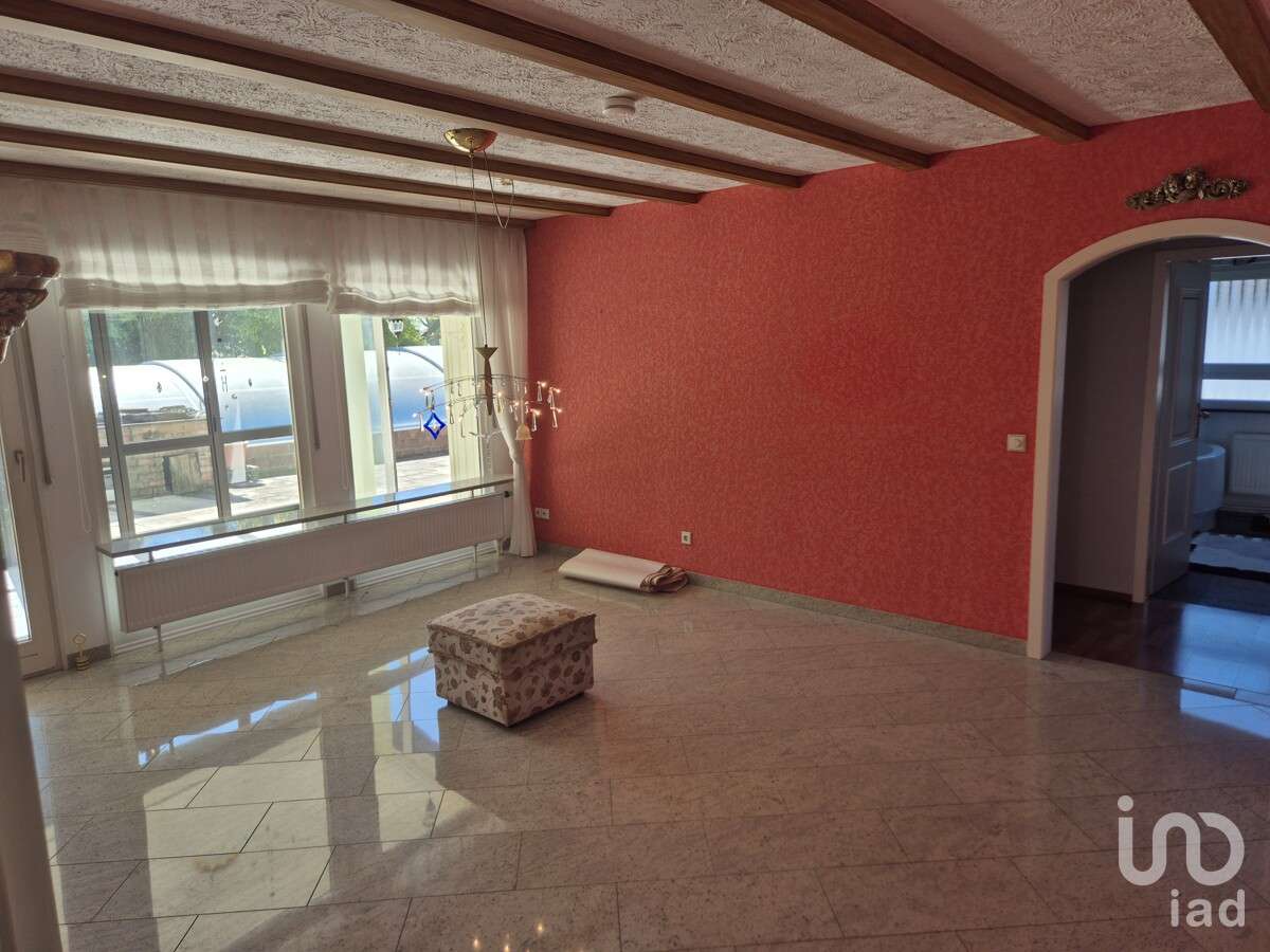 Immobilie in Schefflenz - Charmantes Haus in Feldrandlage mit Pool & einzigartigem Ambiente - Bild 2