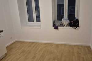 Helle großzügige 2-Zimmer-Wohnung mit Balkon – München – Vorschaubild 6