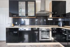 Property thumbnail 11