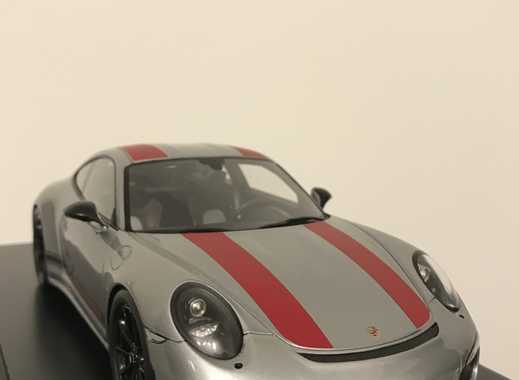 "HIER PARKEN SIE RICHTIG"! Geräumiger Tiefgaragenplatz im Nordend!