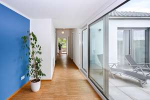 Exklusives Einfamilienhaus mit besonderer Architektur in Fuldatal! – Die vollständige Adresse der Immobilie erhältst du vom Anbieter., 34233 Fuldatal – Vorschaubild 6