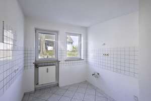 Zweifamilienhaus mit großem Grundstück in Emmering – Die vollständige Adresse der Immobilie erhältst du vom Anbieter., 82275 Emmering – Vorschaubild 5
