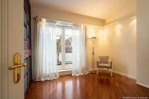 München - Solln / Isar - Nähe
Split-Level-Wohnung der Luxusklasse
4 Zimmer / 3 Terrassen / Sauna – 81479 Thalkirchen, München – Vorschaubild 11