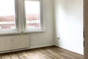 Interessant geschnittene 3-Zimmer-Wohnung! (WBS) – Albertstr. 16, 1097 Innere Neustadt, Dresden – Vorschaubild 12