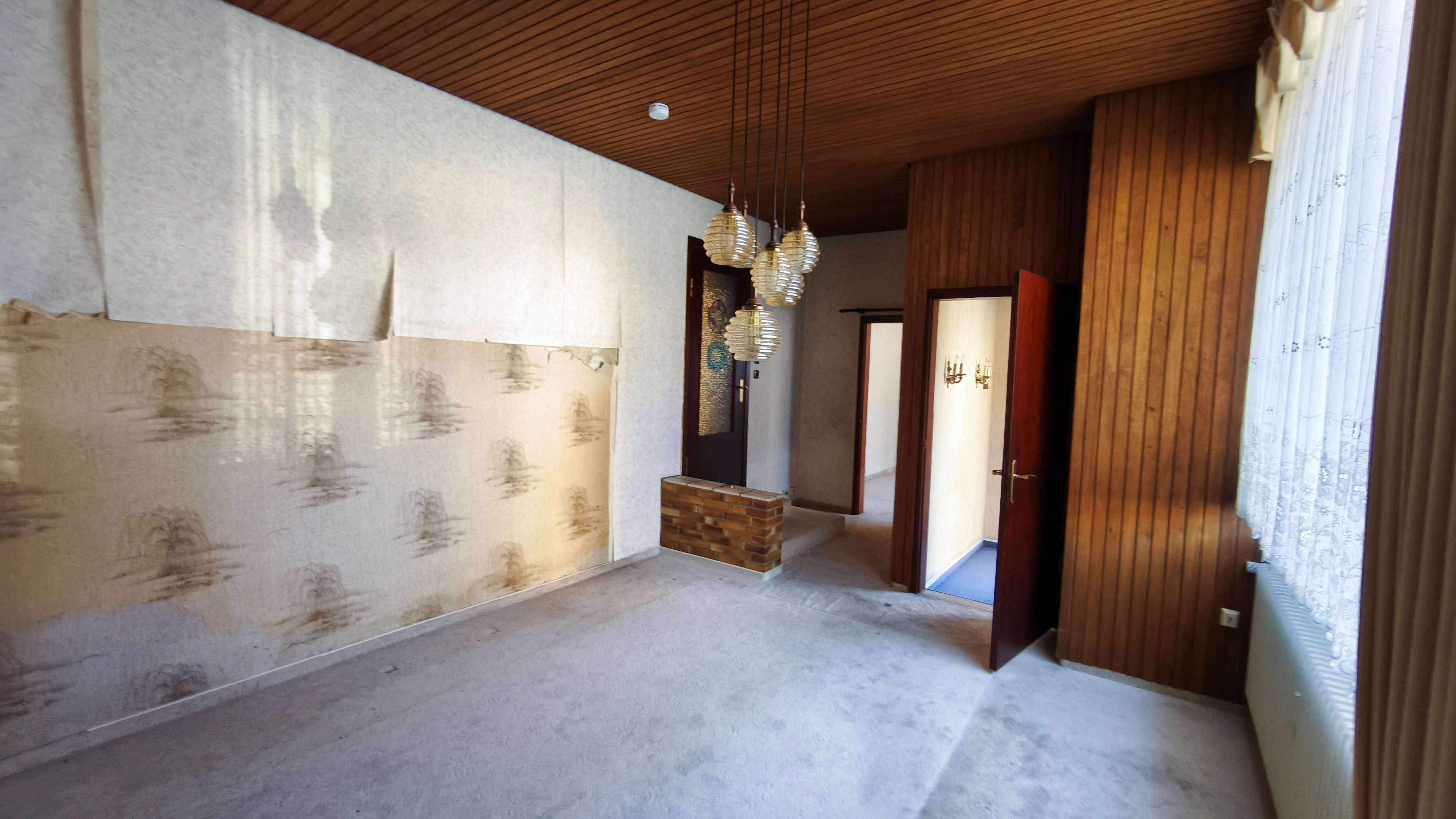 Zweifamilienhaus mit Potenzial in Uetersen – renovierungsbedürftig, mit Garten und Stellplätzen, Pinneberg Kreis – Bild 4